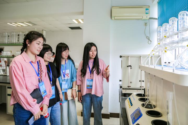 仪器气质质和气质的区别_气质仪器原理_气质联用仪的工作原理